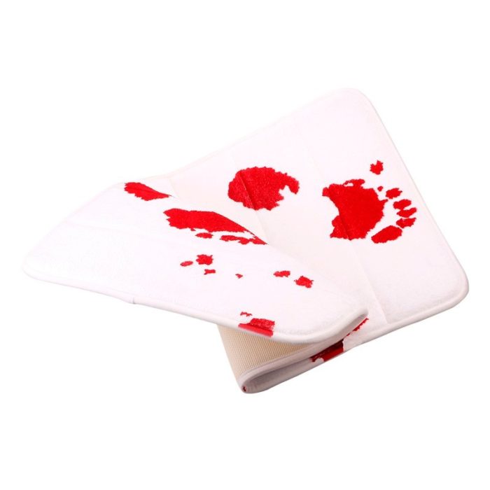 שטיחון מונע החלקה למקלחת עם כתמי דם