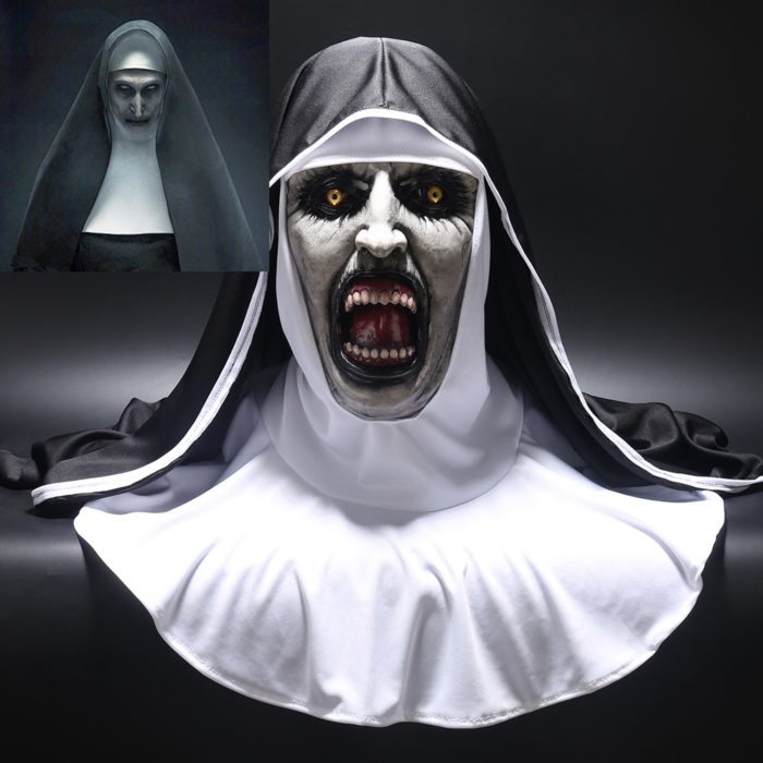 מסיכת נזירה מפחידה במיוחד