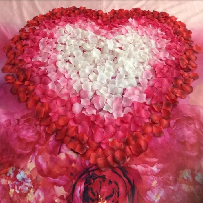 1,000 חתיכות עלי ורדים מפלסטיק לקישוט במגוון צבעים