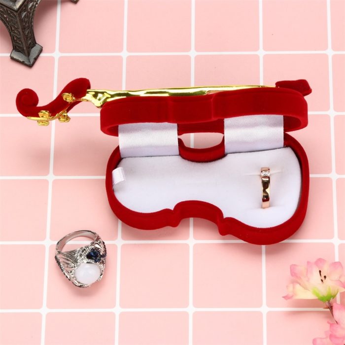 קופסת תכשיטים ייחודית בצורת גיטרה