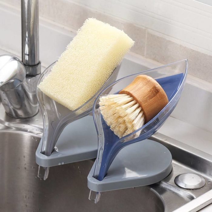 מחזיק סבון דקוראטיבי עם ניקוז לתוך הכיור