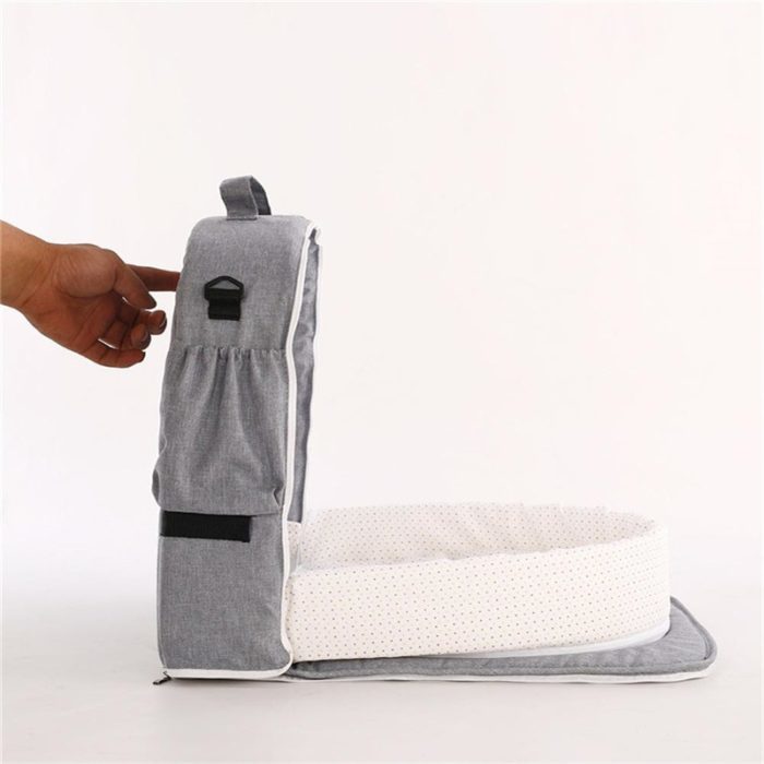 מיטת טיולים לתינוק עם רשת המתקפלת לתיק נייד