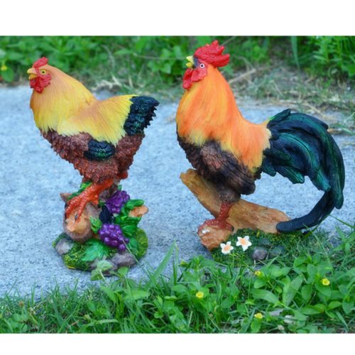 זוג פסלי תרנגולות לגינה