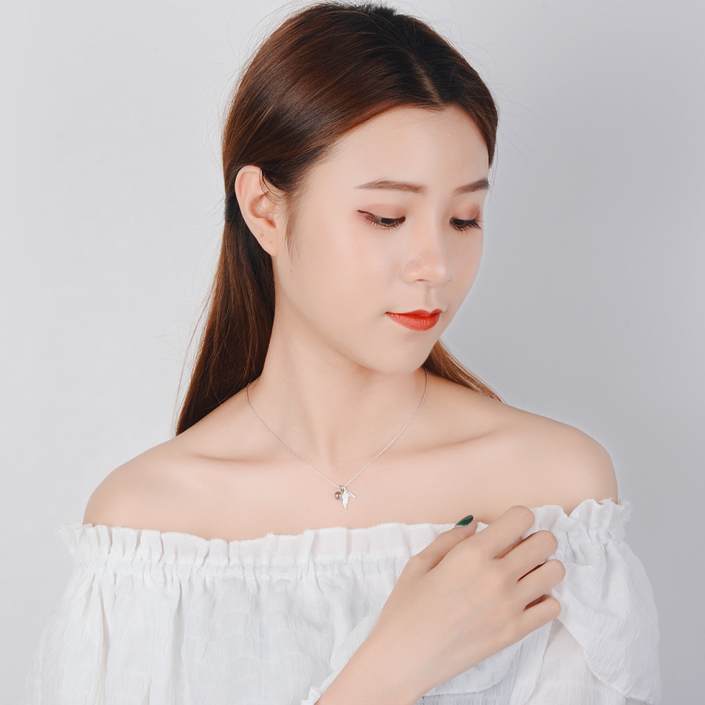 שרשרת כסף עם תליון זנב בת־ים שרשרת כסף עם תליון זנב בת־ים