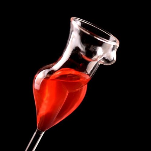 כוס יין סקסית בצורת גוף אישה