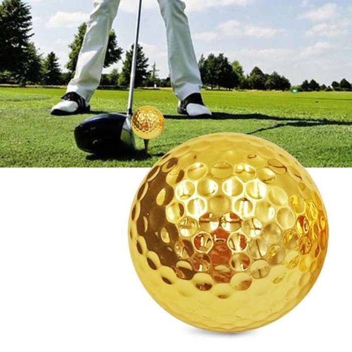 כדור גולף מוזהב