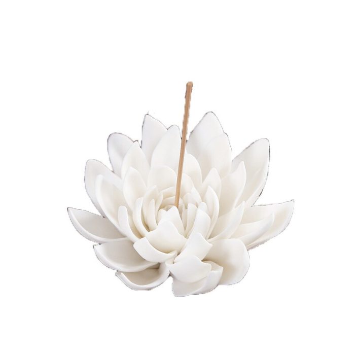 מעמד לשריפת קטורת בצורת פרח לוטוס לבן מקרמיקה