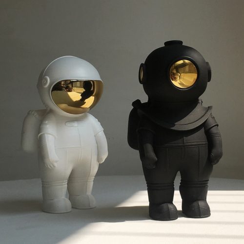 בובה בצורת אסטרונאוט