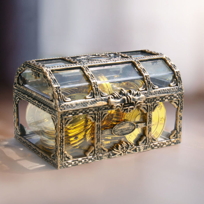 קופסת אחסון בצורת תיבת אוצר עתיקה