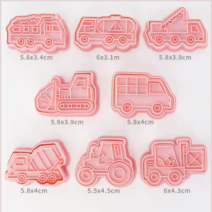 8 חותכי עוגיות בצורת משאיות במגוון גדלים