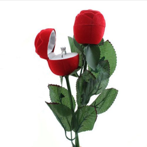 קופסה לטבעת להצעת נישואין בצורת ורד