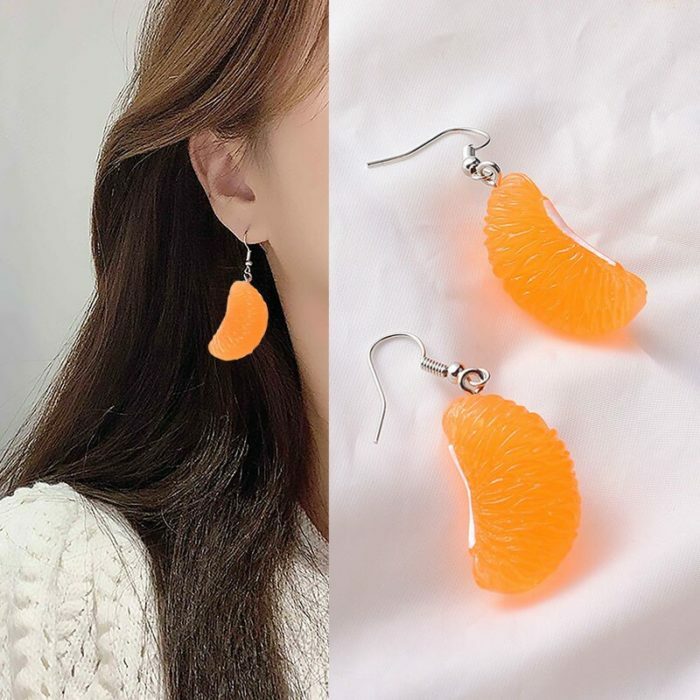 זוג עגילים בעיצוב פלחי תפוז