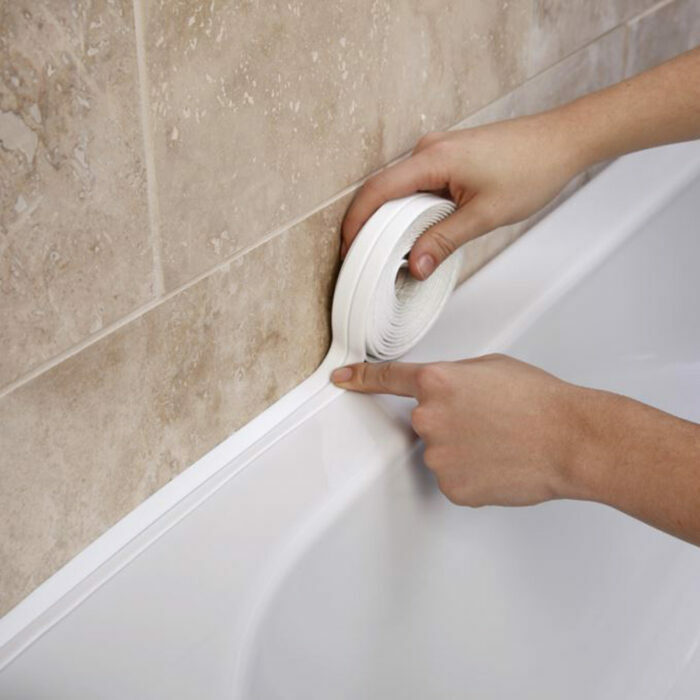 רצועת PVC לאיטום מרווחים במקלחת, שירותים, מטבח, ועוד