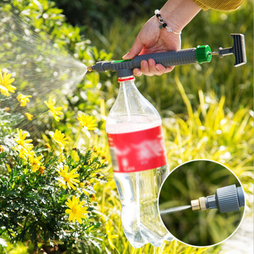 משאבת אוויר ההופכת כל בקבוק מים לשפריצר השקיה לגינה