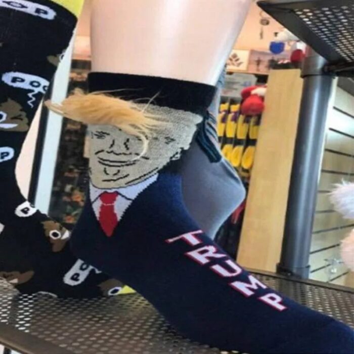 זוג גרביים מצחיקות דגם דמות הנשיא טראמפ