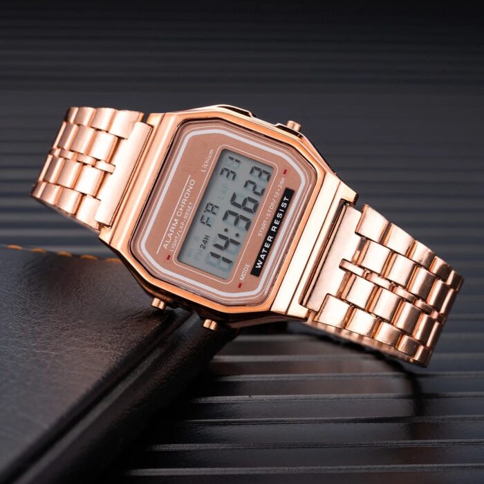שעון דיגיטלי ספורטיבי אלגנטי עם רצועת צמיד מתכת לגברים ונשים