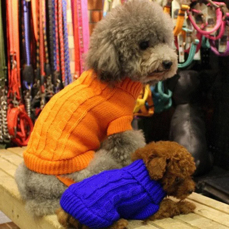 סוודר חורף אלסטי מצמר נעים לכלבים במגוון גדלים וצבעים