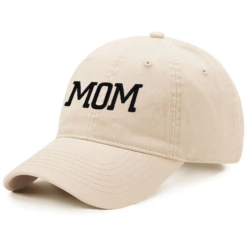 כובע מצחיה להורים עם הכיתוב DAD או MOM במגוון צבעים