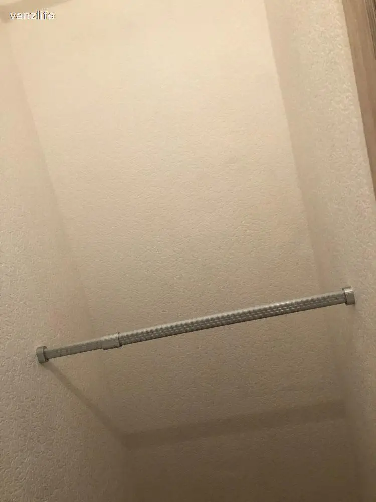 מוט תליה טלסקופי מתכוונן לארונות מאלומיניום עמיד במגוון צבעים